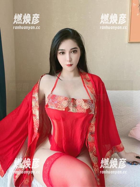 微密圈 - 高清原图来袭！120斤的小王同学的红色内衣，激发你的好奇心。
