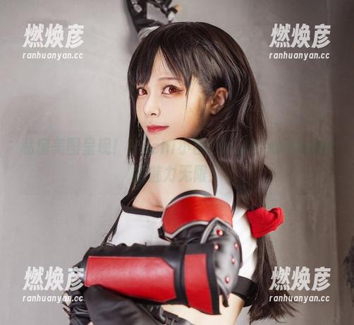 私房美图呈现！Hachi小芭LucyHeartfilia的魅力无限！