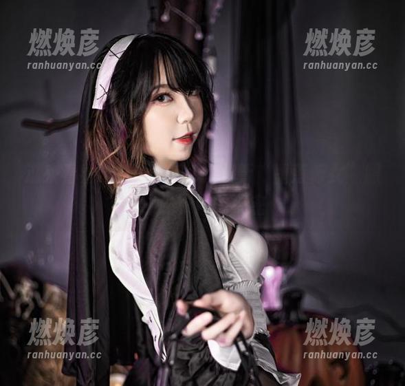 Leah梓未 过来看看!Leah梓未的最新“堕落修女”照片,光影间的秘密…