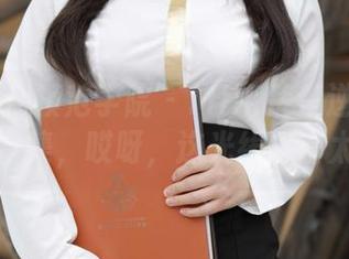 MFStar模范学院 – Milk楚楚逆袭黑丝写真合集，哎呀，这光线打得太巧！