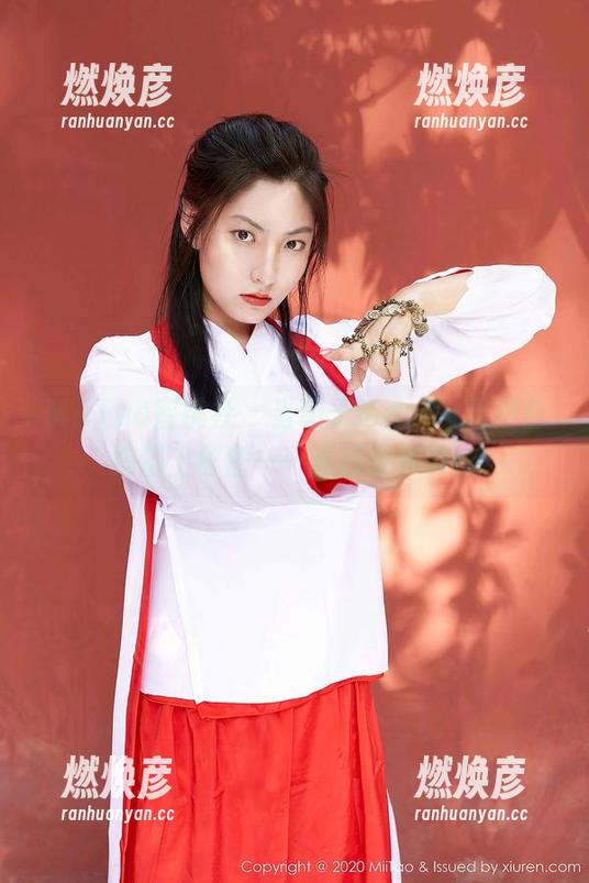 MiiTao蜜桃社 - 当陌子Mandy私拍合集遇上秘密——这感觉真微妙