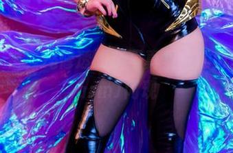 随便一瞥，玛修透明装写真集里的MissWarmJ闪现