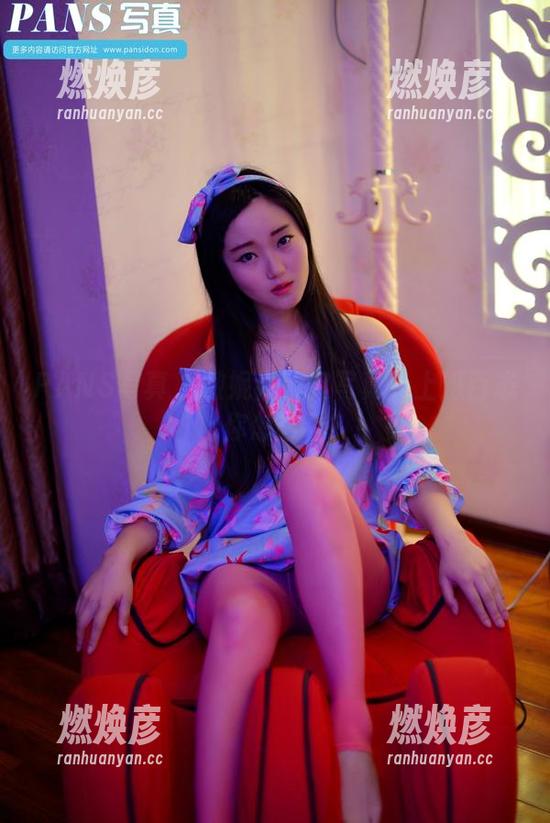 PANS写真-微妮 PANS写真 - 微妮办公室写真:上班百态,你怎么看?