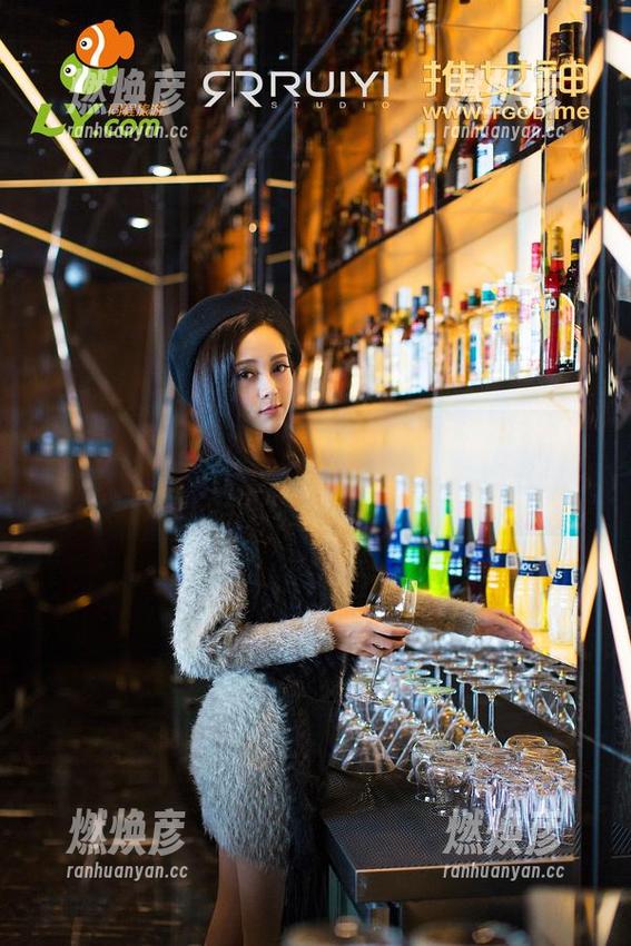 QingDouKe青豆客 - 原图奉上，施忆佳Kitty酱的女孩爬上我的心坎儿！