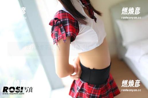 ROSI写真 灰丝全套来袭,ROSI让你‘丝’绸般的畅快!