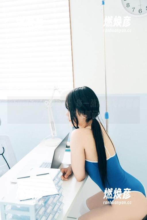 Sonson(손손)夏日：每一张高清写真都像是浪花里的细腻记忆