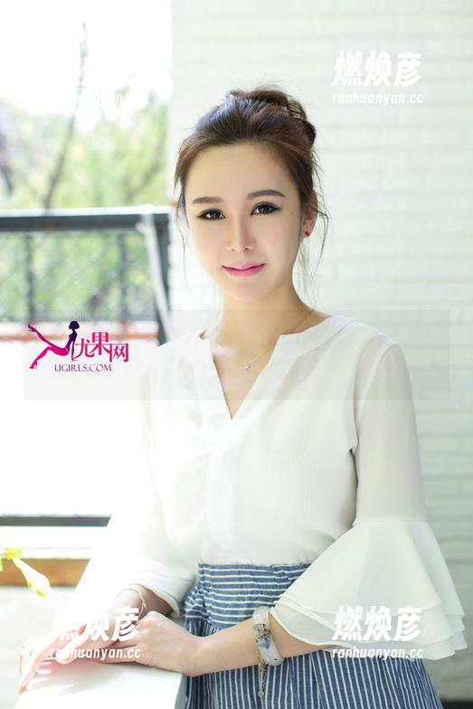 UGirls尤果网-乔依琳 UGirls尤果网 - 厨房里的女神:乔依琳厨娘,高清照片讲述温暖与创意的故事