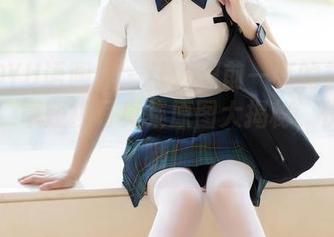 XIAOYU语画界 – 让人眼前一亮的旗袍！Cris_卓娅祺写真集原图大揭秘，快来瞧瞧！