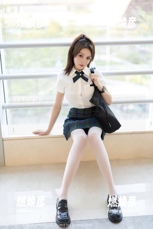 XIAOYU语画界-Cris_卓娅祺 XIAOYU语画界 - 让人眼前一亮的旗袍!Cris_卓娅祺写真集原图大揭秘,快来瞧瞧!
