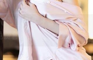 XIAOYU语画界 – 王馨瑶yanni的天台日常:免费套图,带你享受一瞬的静谧!