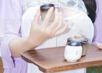 Xiuren秀人网 – 私房写真大揭秘：当Emily尹菲遇上连体衣，故事就开始了