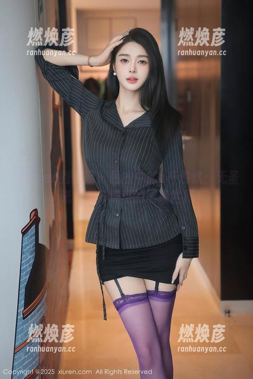 Xiuren秀人网 - 睡衣中的z杯悠悠：无圣光，意外满满的图集世界