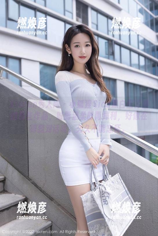 Xiuren秀人网 - 小狐狸Sica黑白图库里的那些作品，时而温柔时而犀利，好像在跟我对话呢，久久不能忘怀。