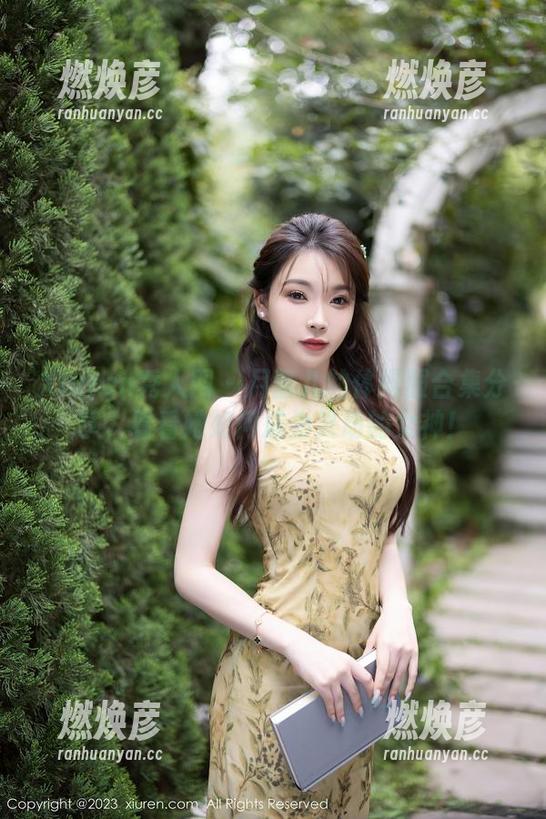 Xiuren秀人网 - 月酱儿的体操服合集分享，看看她如何成为灵动的女神！