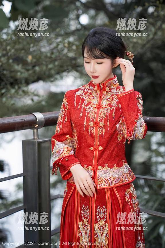Xiuren秀人网 - 想要“强攻”你的心？杨晨晨sugar的性感网袜写真集来啦！