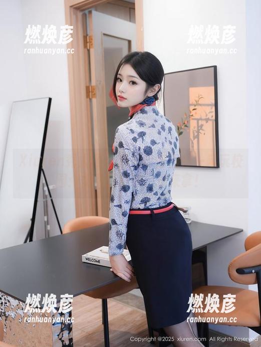 Xiuren秀人网 - 跟着盼盼玉奴一起玩校园：免费的原图，速来拿！