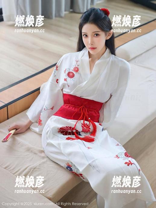 Xiuren秀人网 - 图集里的糯美子nini：御姐范儿瞬间打破你的想象！