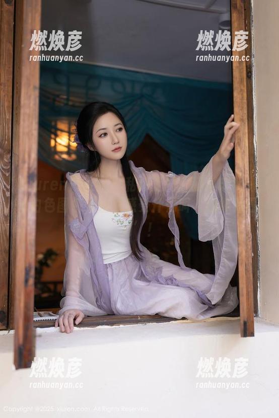 Xiuren秀人网 - 私拍专属：萌琪琪Irene白色图包，让你感受什么叫‘清纯到冒泡’！