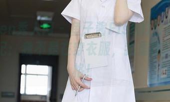Xiuren秀人网 – 鱼子酱Fish的白衬衫美图日记：我不是在穿衣服，我是在释放风格！