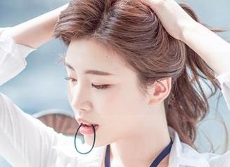 下载Yebin(전예빈)瑜伽全套，光看就够放松，居然还想模仿她的姿势！