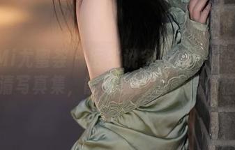 YouMi尤蜜荟 – 医生说多看熊小诺美脚高清写真集，能治愈我的所有烦恼