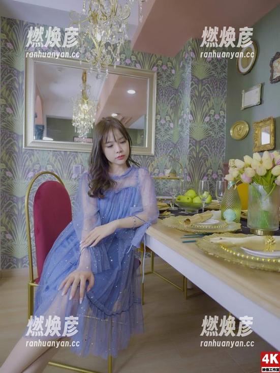 丽柜 - 悠悠的办公室写真，给你一份特别的职场“福利”