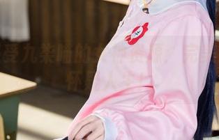 在线感受九柒喵的女神资源：完美到让人怀疑人生！