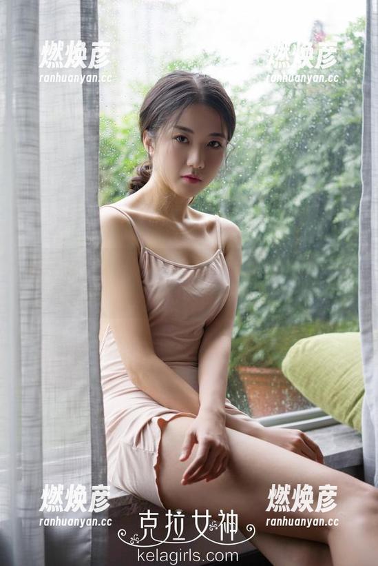 克拉女神 - YOYO泳池泡沫精选：欢乐与水花的完美合体合集