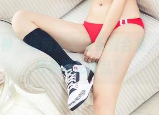 头条女神 – 梁芮溪眼镜系列合集,资源多到你眼花缭乱!