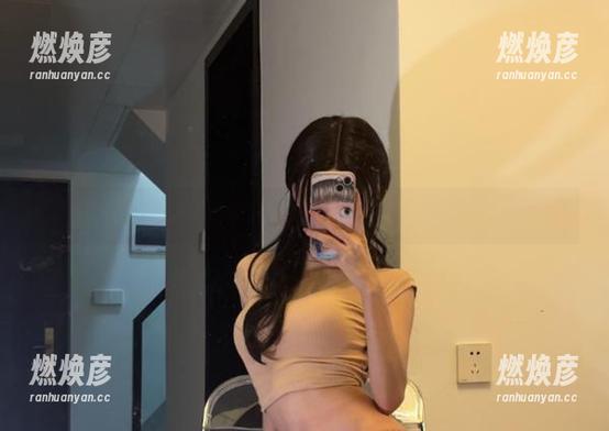 微密圈 - 女刺客校服的秘密：直面青春的残酷集合
