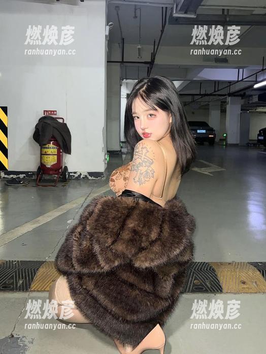 小u优优子 微密圈 - 看小u优优子的中秋女仆美图,资源多到让人眼花撩乱