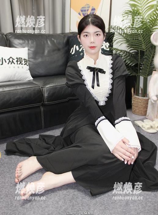 小众视觉 - 透过光影，窥探婷婷的镂空写真原图