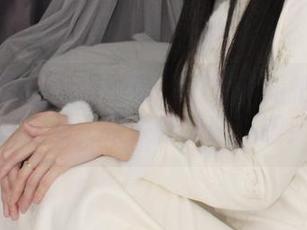 小众视觉 – 免费图册：彤彤学姐把美好藏在这里，快来悄悄瞄一眼！