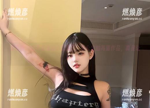 微密圈 - 你不知道的小优优子：办公室的高清作品，真是让人窒息。