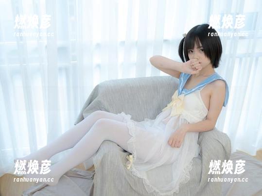 少女秩序 - 鹿可泳装照片：一个网盘里的夏天梦！