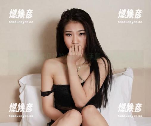 尤物馆-小探戈 尤物馆 - 从未见过的小探戈水手服,高清写真里尽是调皮浪花!