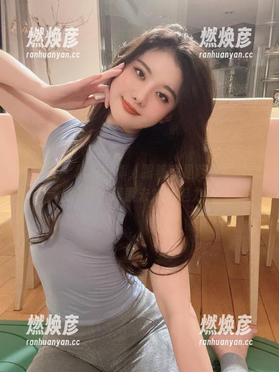 微密圈 - 私拍写真，跟着就是阿朱啊与虎同行，探索未知的魅力!