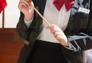 不只是鱼：屿鱼的阿尔蒂玛媞娅高清写真集带你冲浪心潮！
