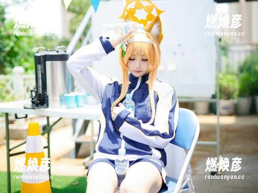 晓美妈 晓美妈的蕾丝幻想——写真合集里的柔软与轻盈