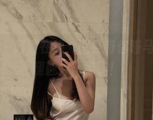 微密圈 – 高清在线，感受有你喵马上的美腿魅力，绝了！