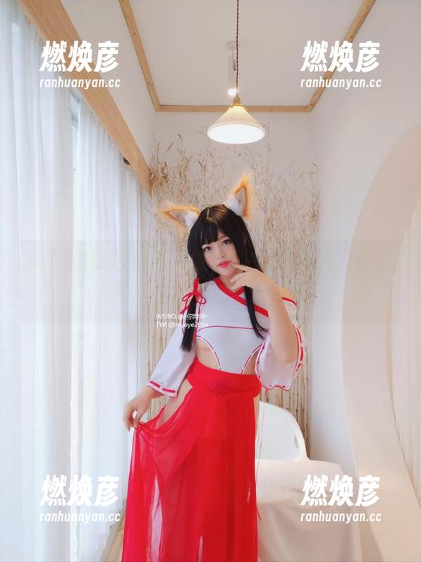抢！免费杏子夫人的犬系姐姐作品，真心话不怕狗，所以快来！