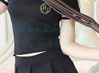 果团网 – 美脚与松果儿的线索交错，分享这一切，你准备好了吗？