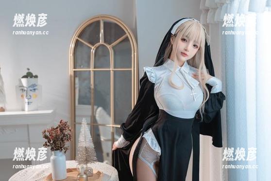 透明的桜井宁宁在这里！cos分享有种奇妙的魔力。