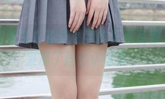 白丝姐妹花在森萝财团的写真资源，意外发现了些许小惊喜。