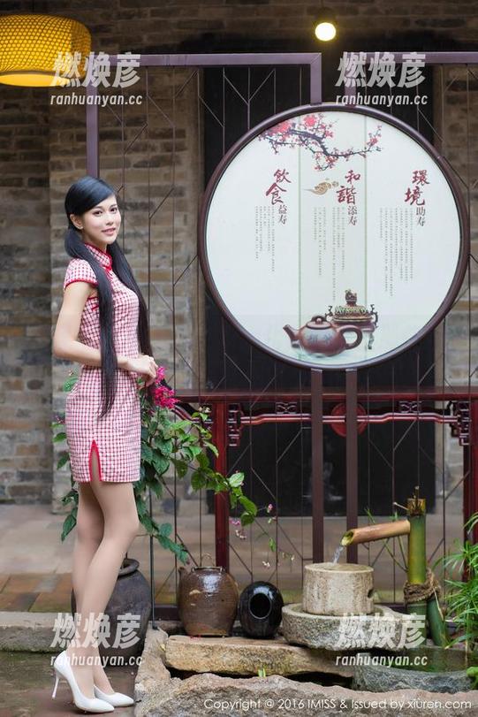 爱蜜社-江欢欢fon 爱蜜社 - 当江欢欢fon化身厨娘:那些美味与高清照片里的秘密!