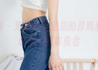 物恋传媒 – 泡泡令人窒息的厚黑丝合集，敢看才是真勇者