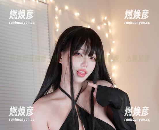 玩转深蓝魅魔，抱紧狐洛洛子的原图壁纸，心跳加速中！