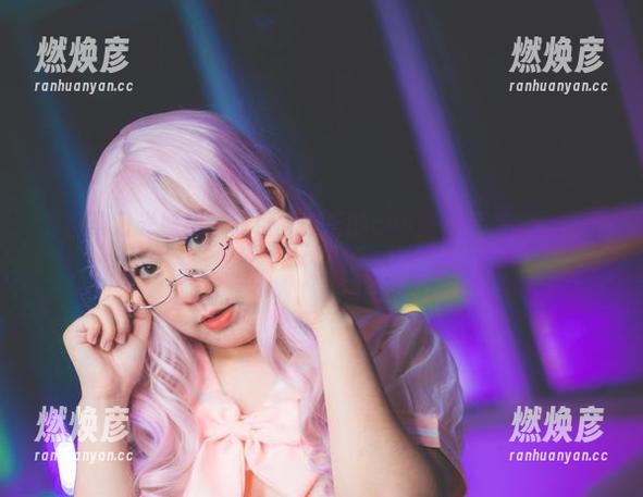 当清晨阳光照耀，甜糖大魔王的cos更新带来无限幻想！