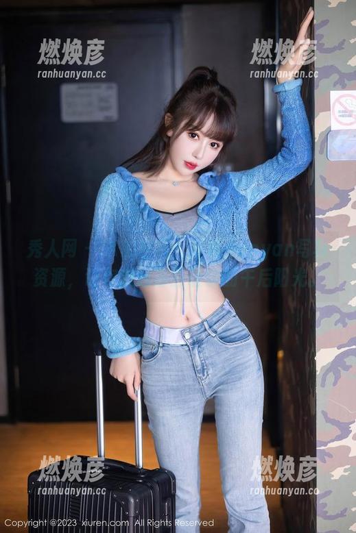 秀人网 - JK的世界：沐言yanyan写真资源，让你想起那些暖暖的午后阳光。