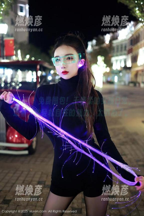 秀人网 - 免费图包！王曼柔的女孩日常，透着一种轻松自在的魅力，太戳心了。